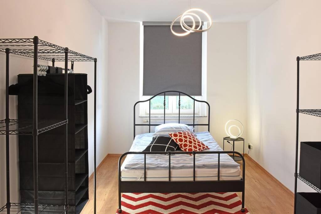 Stylish City Apartment In Zwickau Exteriör bild